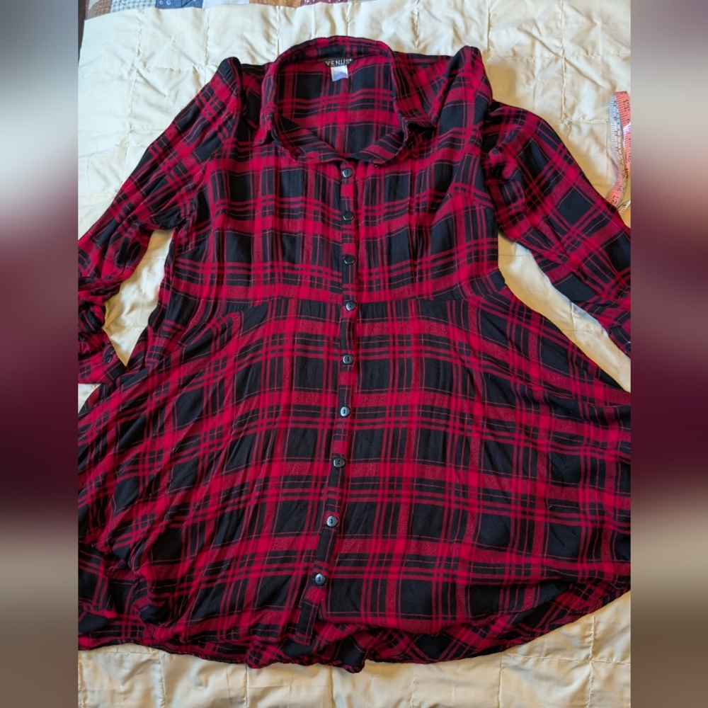 Plaid Button-Up Midi Dress - Picture 6 of 8